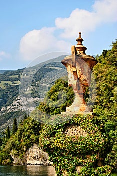 Stone vase. Villa del Balbianello. Italy