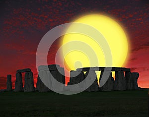 Stonehenge prehistoric monument in Wiltshire, England, 2 miles west of Amesbury.