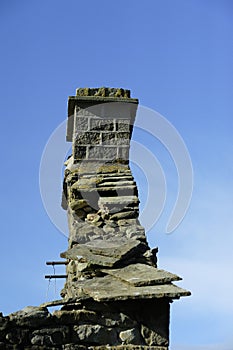 Stonewall gable end dis-repair