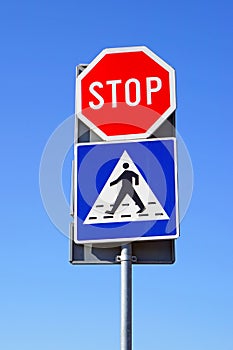 Stop pedestrian crossing