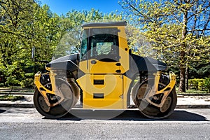 Stopped drum roller at the street.