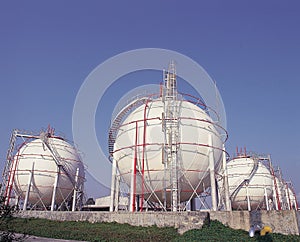 Storage tanks