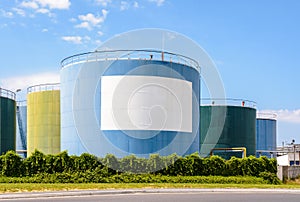 Storage tanks in an oil terminal