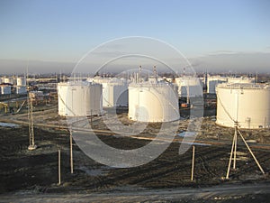 Storage tanks for petroleum products