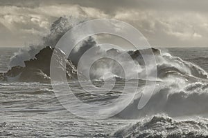 Stormy ocean waves splash