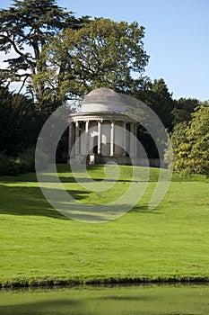 Stowe Landscape gardes monument