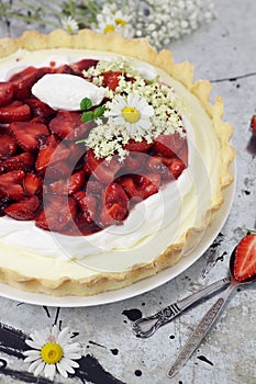 Straberry and vanilla tart