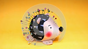 a straight-pin cushion looks like a cute hedgehog