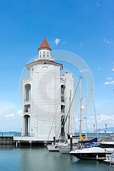 Straits Quay lighthouse