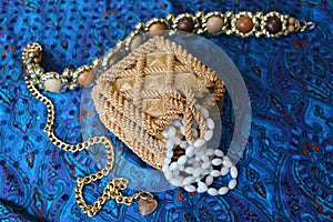 Straw box for jewelry with beads