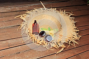 Straw Hat, Sun Glasses