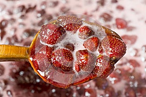 Strawberries jam making