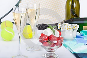 Strawberries with whipped cream and champagne