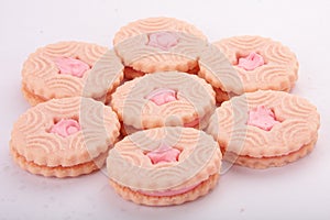 Strawberry cream biscuits.