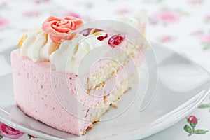 Strawberry cream cake