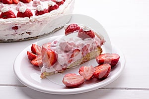 Strawberry cream cake