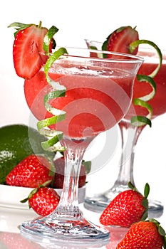 Strawberry Daiquiri - Most popular cocktails serie