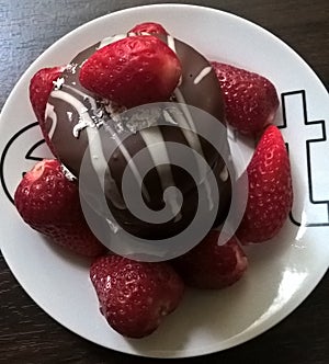 Strawberry dessert