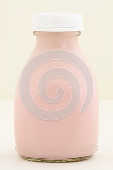 Strawberry fresh milk pint