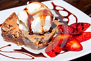 Strawberry Ice Cream Brownie Cupcake