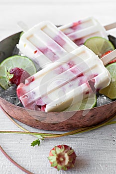 Strawberry-lime popsicles