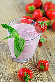 Strawberry milkshake with mint