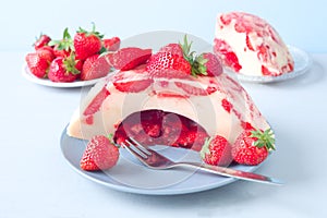 Strawberry panna cotta