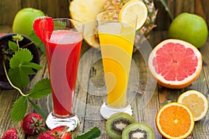 Strawberry and pineapple smoothies