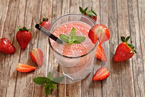 Strawberry shake
