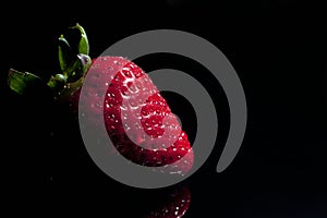 Strawberry single with drops