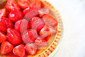 Strawberry-topped custard pie