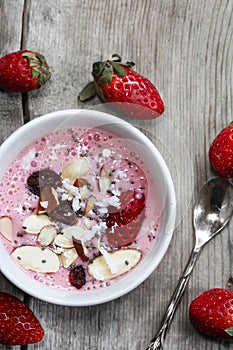 Strawberry yogurt smoothie bowl healthy breakfast