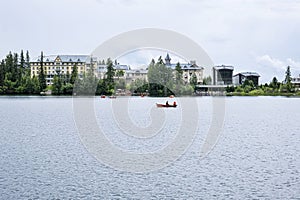 Štrbské pleso, Slovensko, sezónní přírodní scenérie