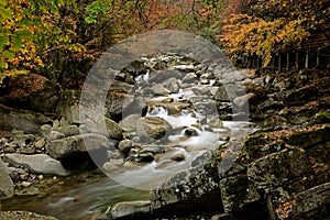 A stream in Guangwu moutain in autumn