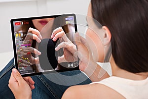 Streaming Live ASMR Video