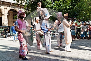 Street entertainers in Old Havana