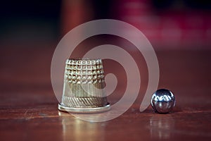 Street-gambling Scam of the Soviet money game thimbles