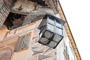 Street lamp with house