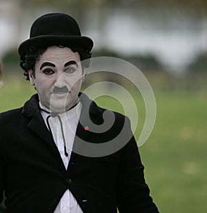 Street Performer / Imitation / Charlie Chaplin
