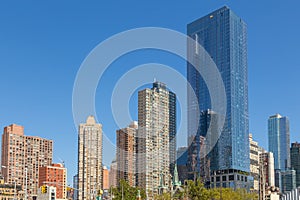 Street perspective New Yorker buildings.