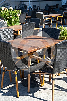 Street Restaurant Table, Empty Cafe Tables, Bar Terrace, Outdoor Restaurants, Outside Trattoria