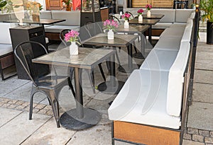 Street Restaurant Table, Empty Cafe Tables, Bar Terrace, Outdoor Restaurants, Outside Trattoria photo