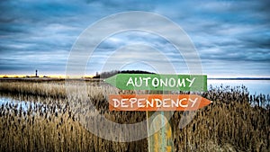 Street Sign to Autonomy versus Dependency