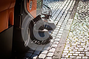 Street sweeper cleaning