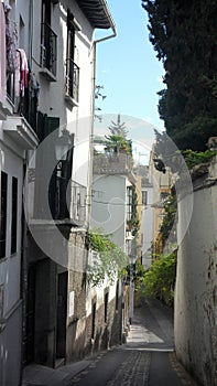 STREET TYPICAL OF ALBAYZIN-GRANADA