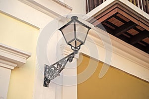 streetlamp lantern outside. photo of streetlamp lantern on building. streetlamp lantern on wall.