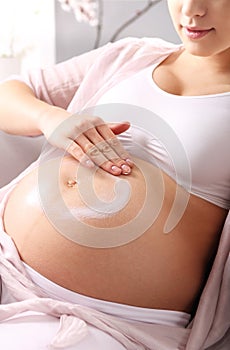 Stretch marks in pregnancy