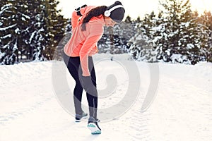 Stretching, trauma, pain of the legs when running in winter.