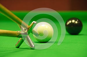 Striking the cue ball with a short rest