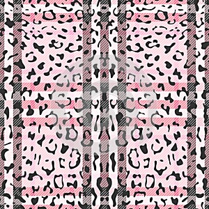 Striped Leopard Fashion Seamless Pattern